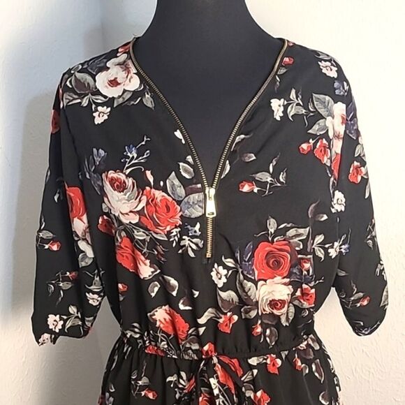 Stella Tweed Short Sleeve Black Dress Red/White Flowers Zipper Neckline,Size 1X - Picture 3 of 12